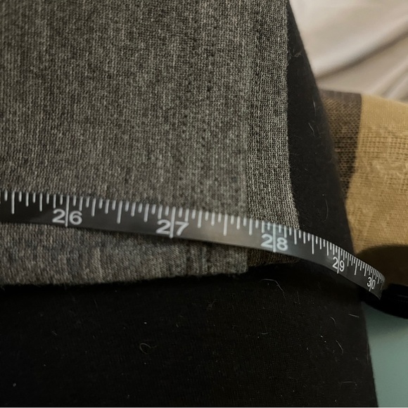 Alexander Jordan Women’s Gray Legging Pants with inner panel plus size 2x - Picture 3 of 6